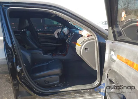 2014 Chrysler 300 z USA, uszkodzony, nr VIN 2C3CCAAGXEH355285